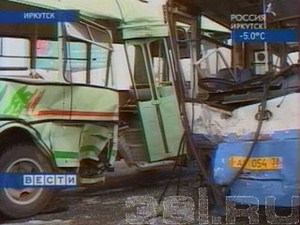 Два автобуса столкнулись в Иркутске