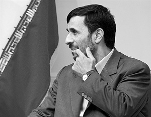 Махмуд Ахмадинежад поздравил британцев с Рождеством в эфире популярного коммерческого телеканала