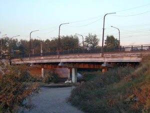Для большегрузного транспорта Ушаковский мост будет закрыт