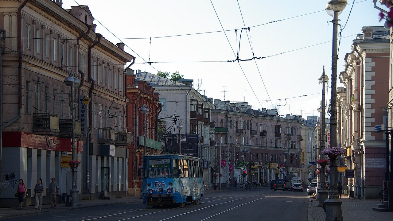 На улице Киренской в Иркутске ввели одностороннее движение