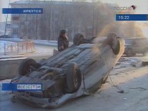 Перевернулся автомобиль В Иркутске