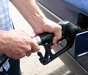 Цены на бензин упали