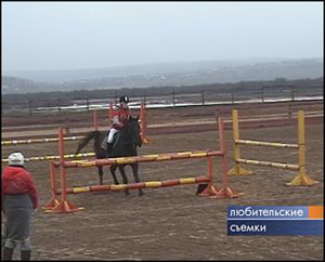 В конно-оздоровительном центре Фонда Тихомировых состоялись  соревнования по конкуру 