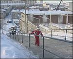 Добросовестно ли чистят в Иркутске лестницы?