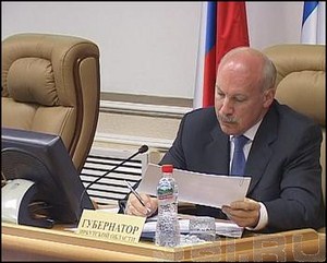 Губернатор Дмитрий Мезенцев