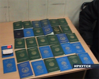 Оперативники ФСБ изъяли в Иркутске большое количество фальшивых паспортов
