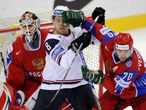В четвертьфинал чемпионата мира вышла сборная России по хоккею